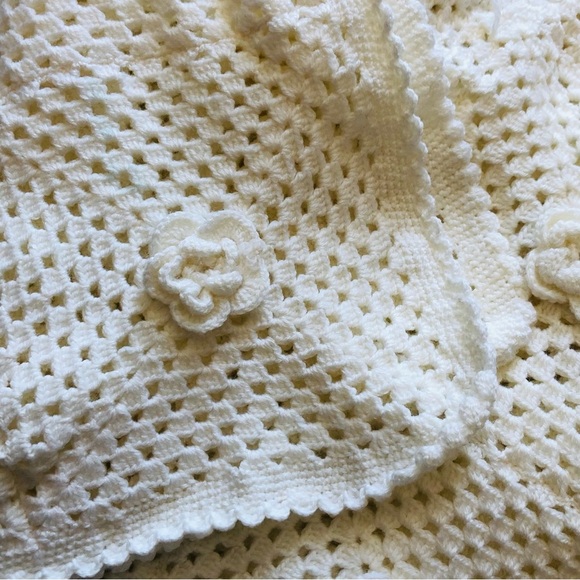 Handmade White Crocheted Baby Crib Blanket with Flower Granny Squares - Picture 7 of 7